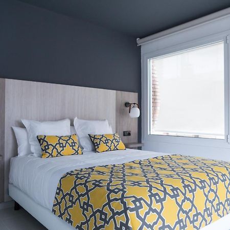 Apartamentos Las Torres Мадрид Екстериор снимка
