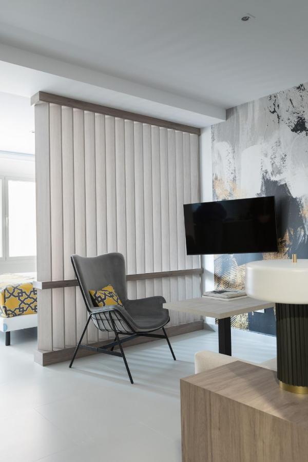Apartamentos Las Torres Мадрид Екстериор снимка