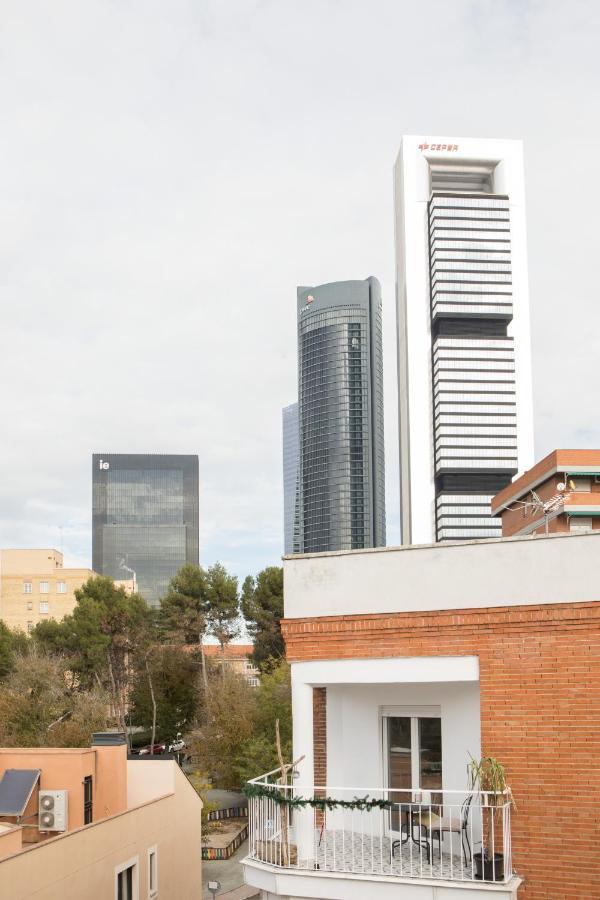 Apartamentos Las Torres Мадрид Екстериор снимка