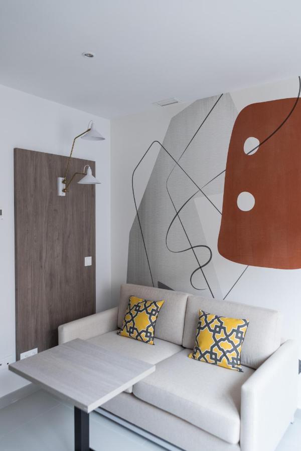 Apartamentos Las Torres Мадрид Екстериор снимка
