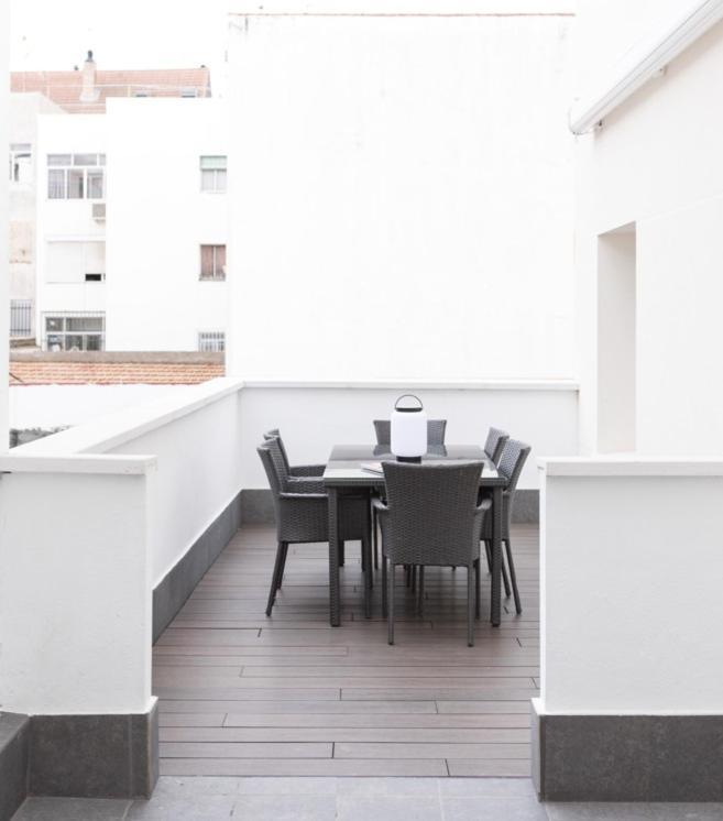 Apartamentos Las Torres Мадрид Екстериор снимка