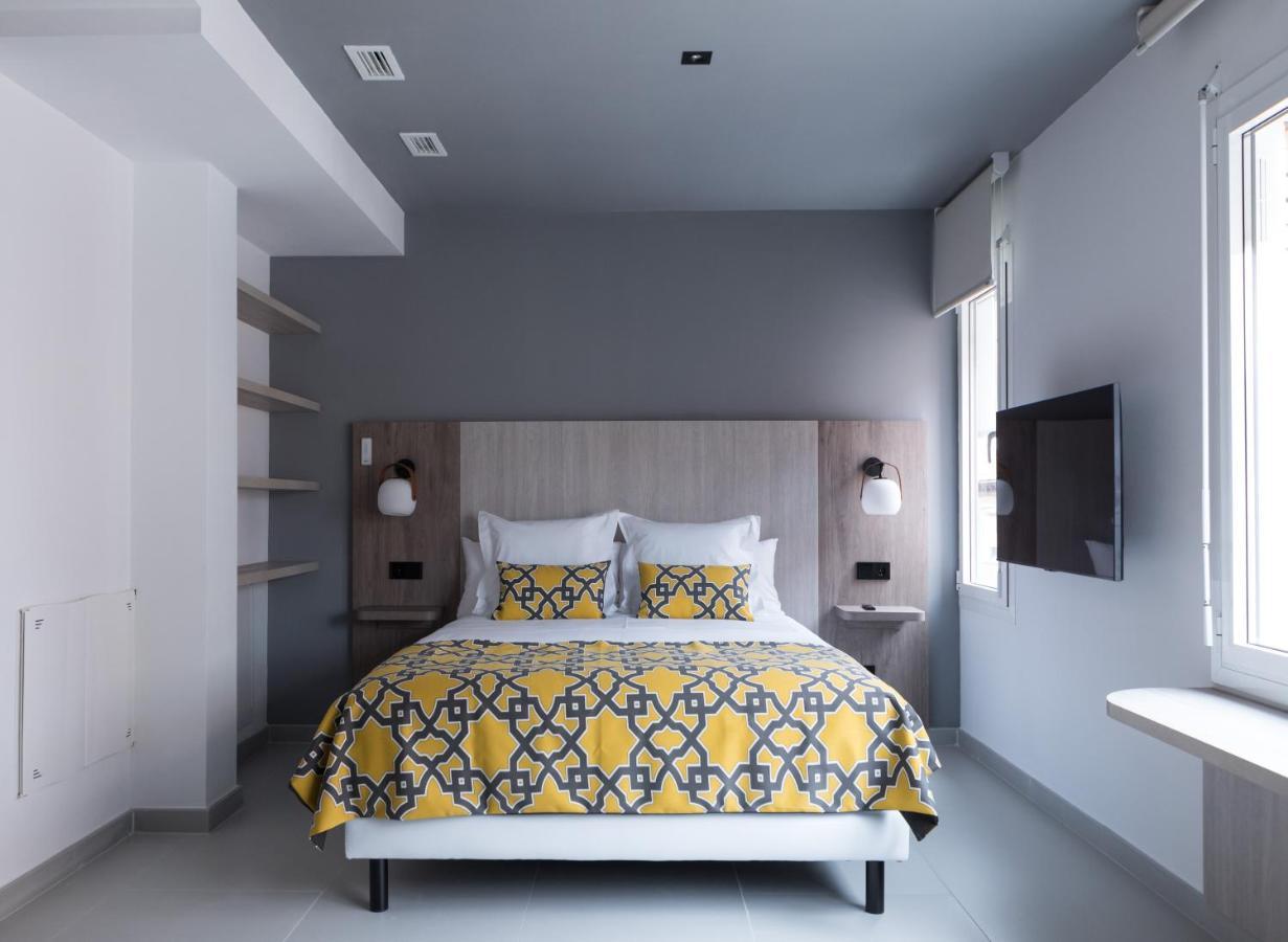 Apartamentos Las Torres Мадрид Екстериор снимка