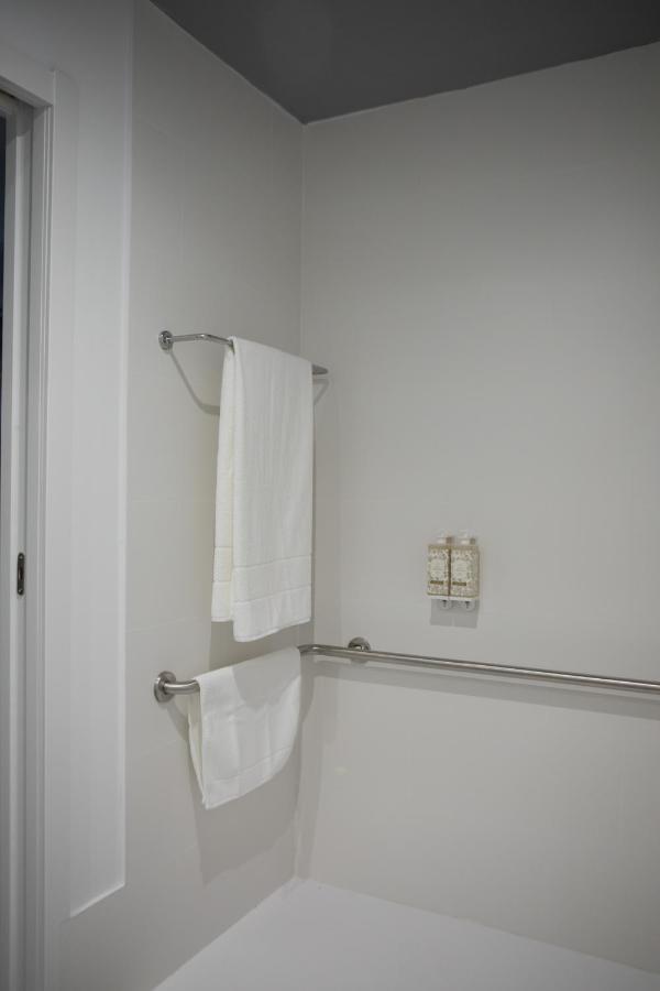 Apartamentos Las Torres Мадрид Екстериор снимка