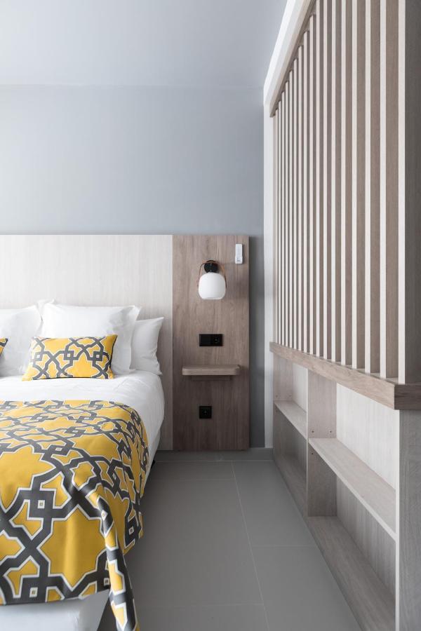 Apartamentos Las Torres Мадрид Екстериор снимка