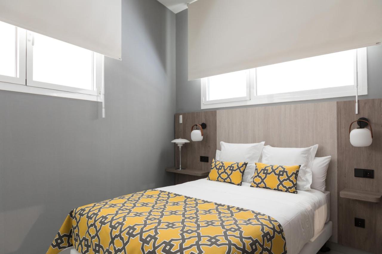 Apartamentos Las Torres Мадрид Екстериор снимка