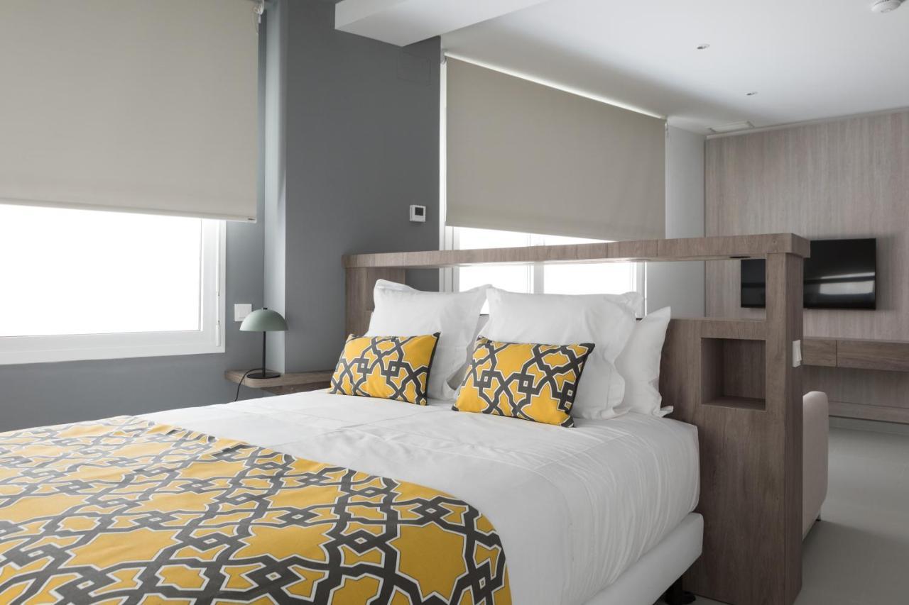 Apartamentos Las Torres Мадрид Екстериор снимка