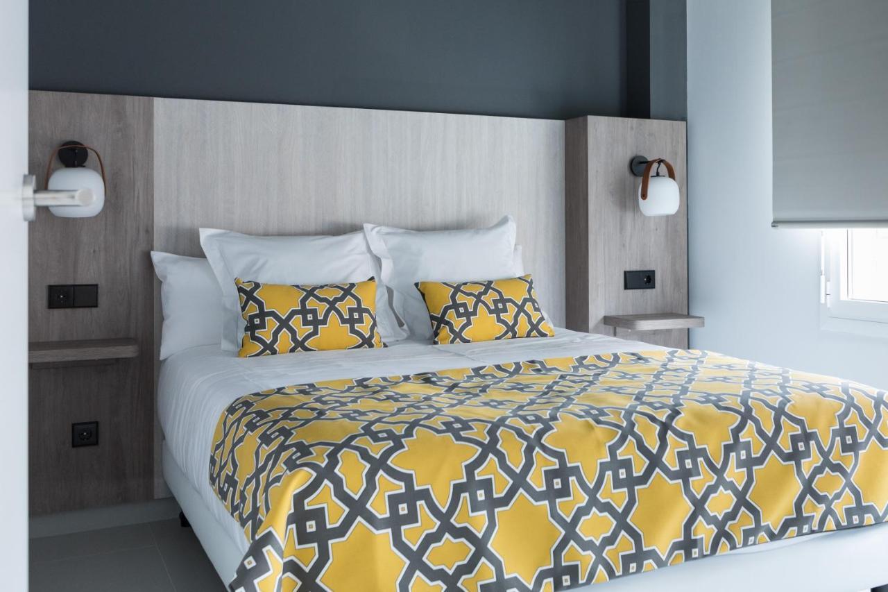 Apartamentos Las Torres Мадрид Екстериор снимка